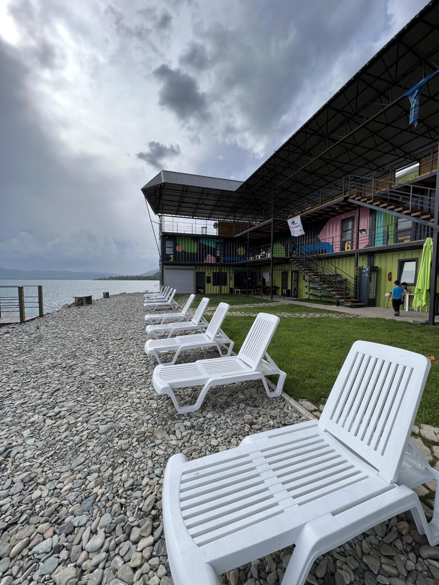 Altitude 1900 Dive Resort - Sevan Lake Chambarak Bagian luar foto