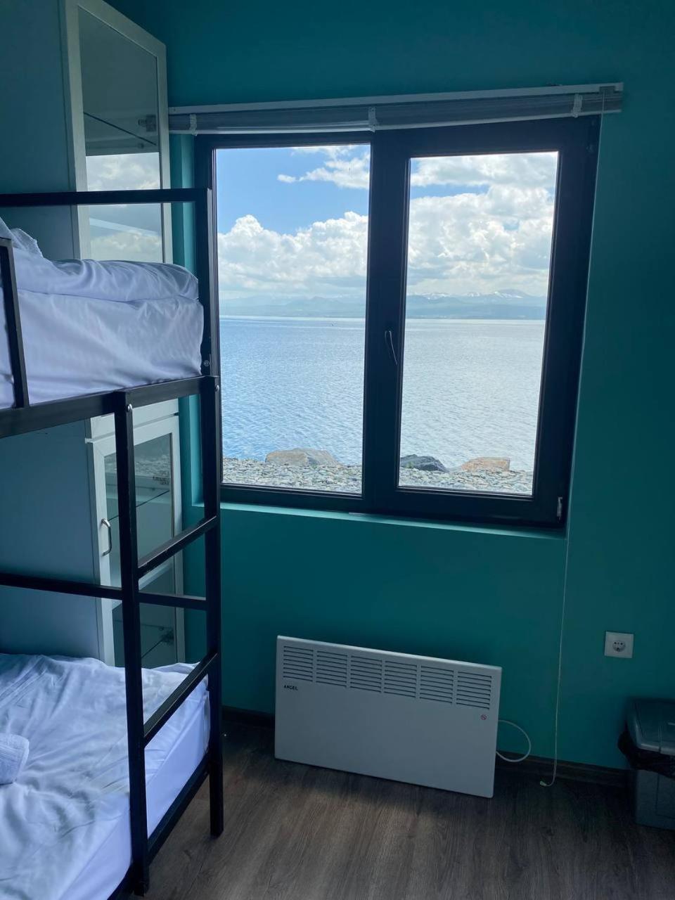 Altitude 1900 Dive Resort - Sevan Lake Chambarak Bagian luar foto