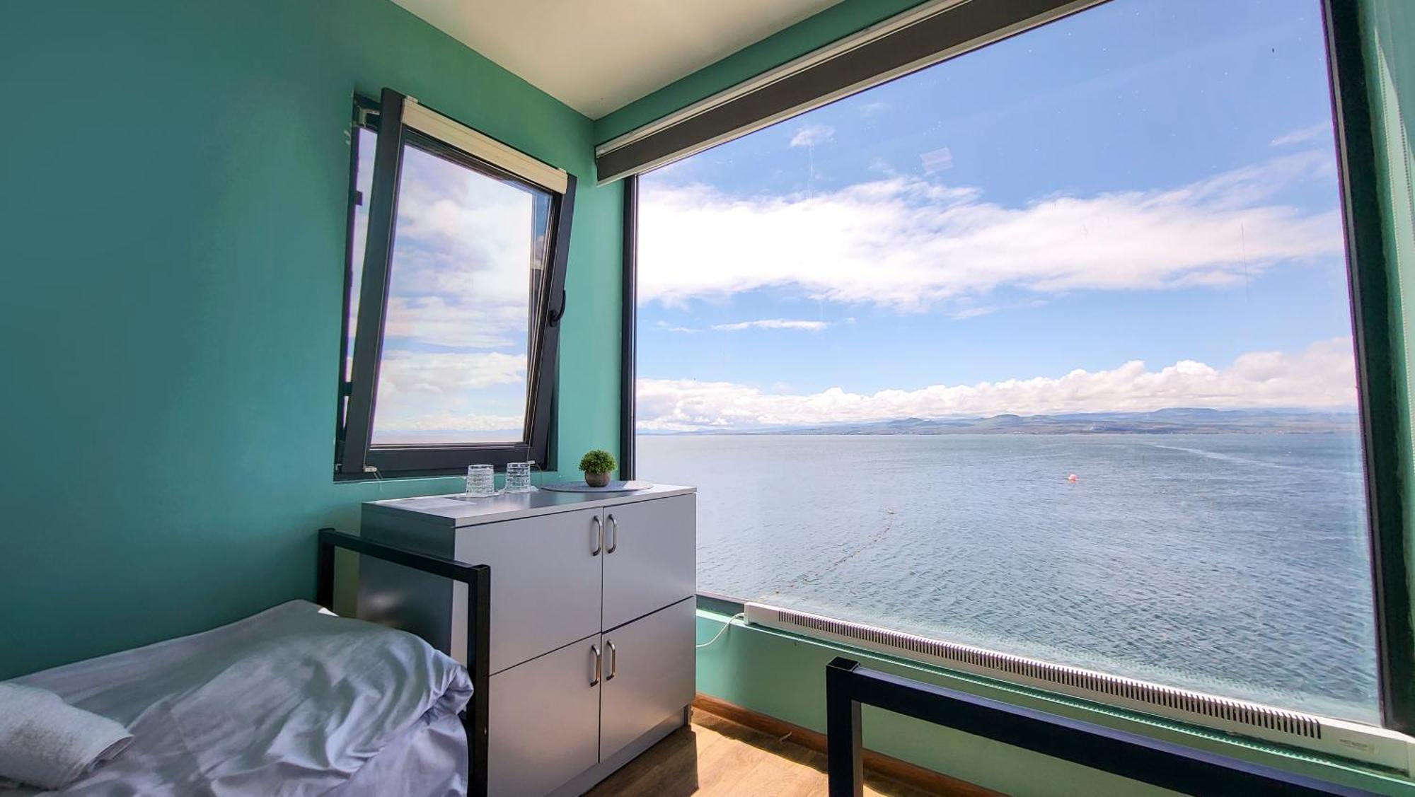 Altitude 1900 Dive Resort - Sevan Lake Chambarak Bagian luar foto
